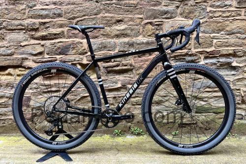 Kinesis Tripster AT ficha tecnica 